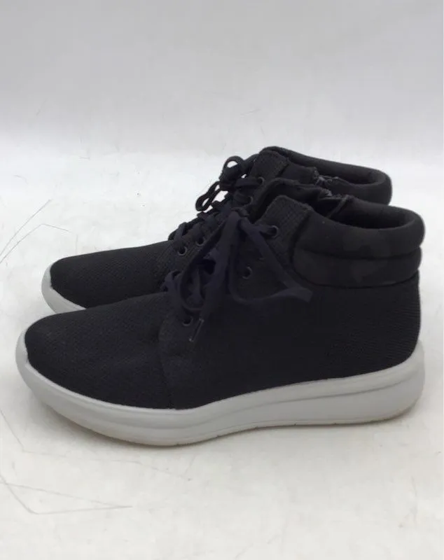 Clarks Women's 61354969 Black Ankle Boots - Size 7M