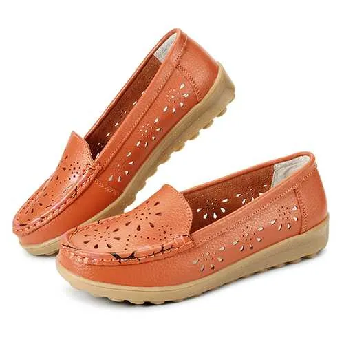 SOCOFY Women Soft Leather Flat Shoes Hollow Out Flower Floral Moccasins Ballet Flats