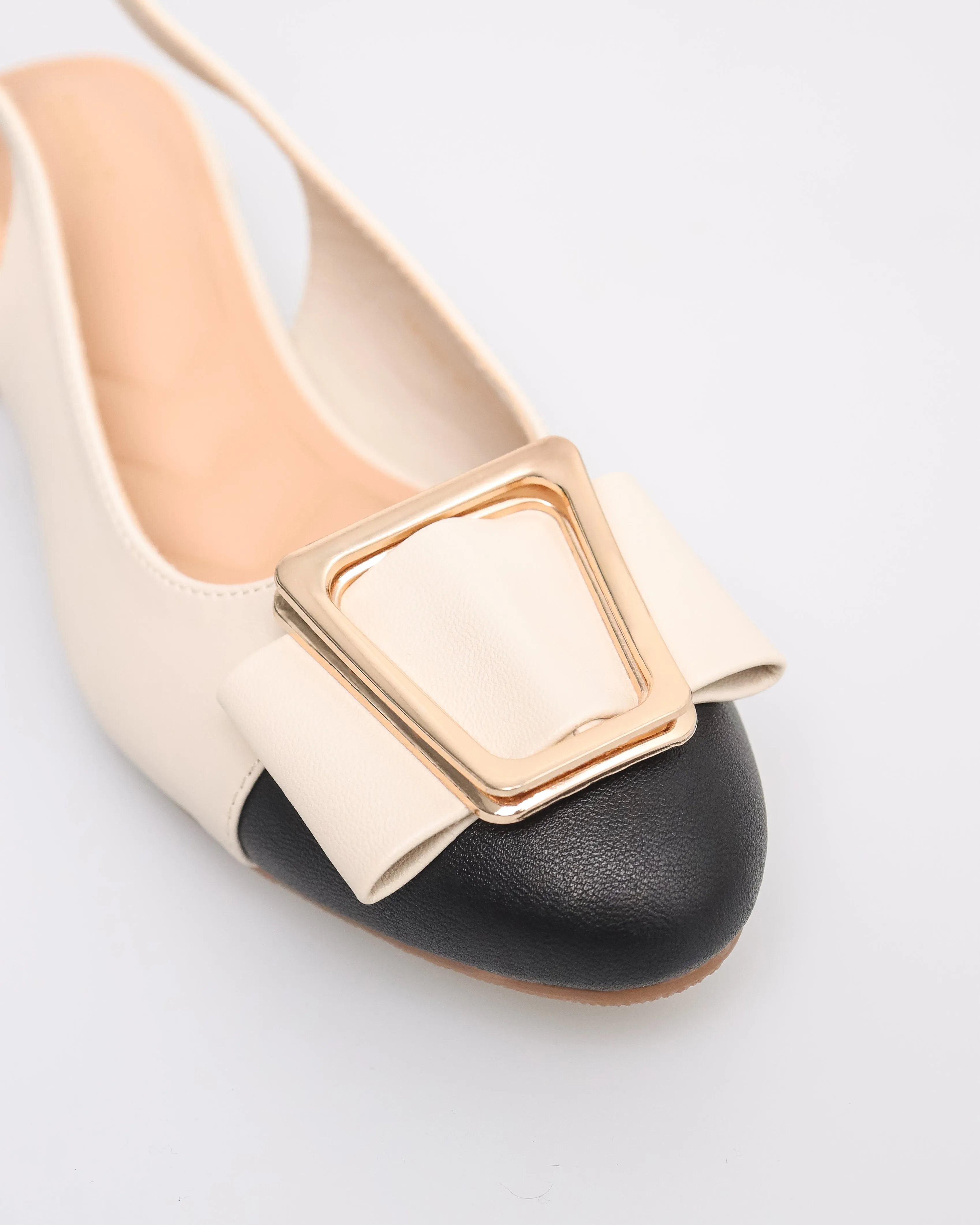 Tomaz YX184 Ladies Metallic Buckle Slingbacks (Cream/Black)